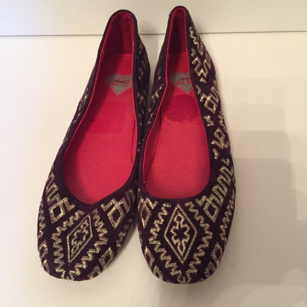 NEW JC SHOES BALLET FLATS PURPLE SUEDE LEATHER GOLD EMBROIDERY SIZE 8